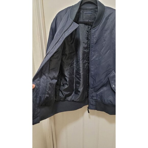 Uniglo Mens Navy Blue Quilted Bomber Jacket With Zip Closure & Snap Pockets Size - Picture 6 of 14